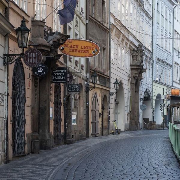 Obrázek /media/5bzktunf/prague_streets_78.jpg