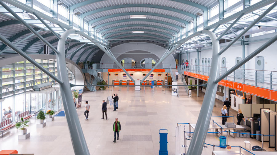Ilustrační obrázek článku 'Karlovy Vary Airport'