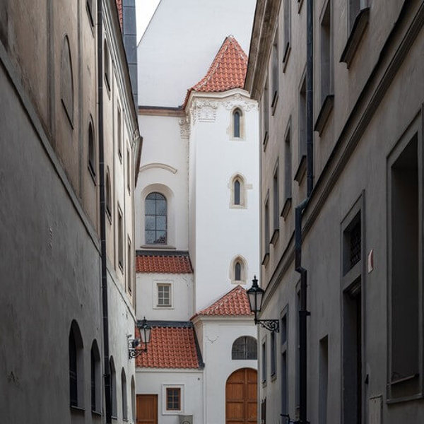 Obrázek /media/qftlyn1t/prague_streets_147.jpg