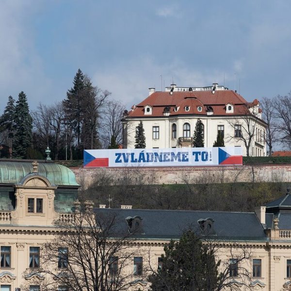 Image /media/tc3hcc2b/prague_streets_175.jpg