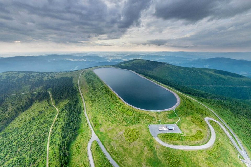 Ilustrační obrázek článku 'Featured location: Dlouhé Stráně hydroelectric power plant in the Jeseníky Mountains'