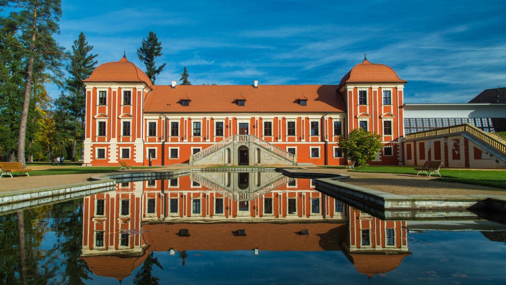 Featured location: Ostrov nad Ohri – from Grand Baroque to Socialist Realism