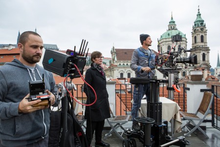 Z natáčení Ein Sommer in Prag | Foto: ZDF/MIA FILM, zdroj Nadační fond Praha ve filmu Prague Film Fund
