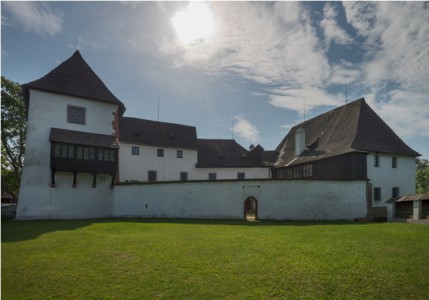 hrad Seeberg, pohled ze třetího nádvoří