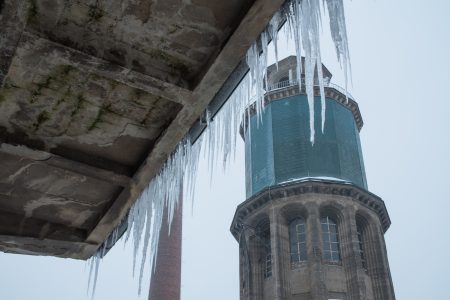 Zauhlovací a vodárenská věž v zimě | Foto: AvantgArt z.s.