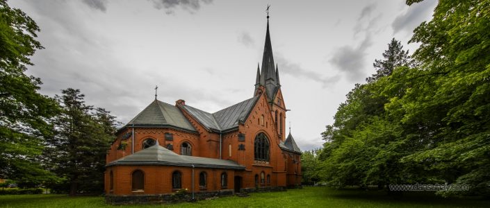 Červený kostel ve Varnsdorfu | Foto: Dan Suhay