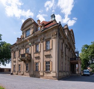 Hrochuv Tynec Chateau