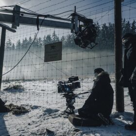 Francouzská produkce Gaumont našla zázemí pro natáčení seriálu Totemy v České republice